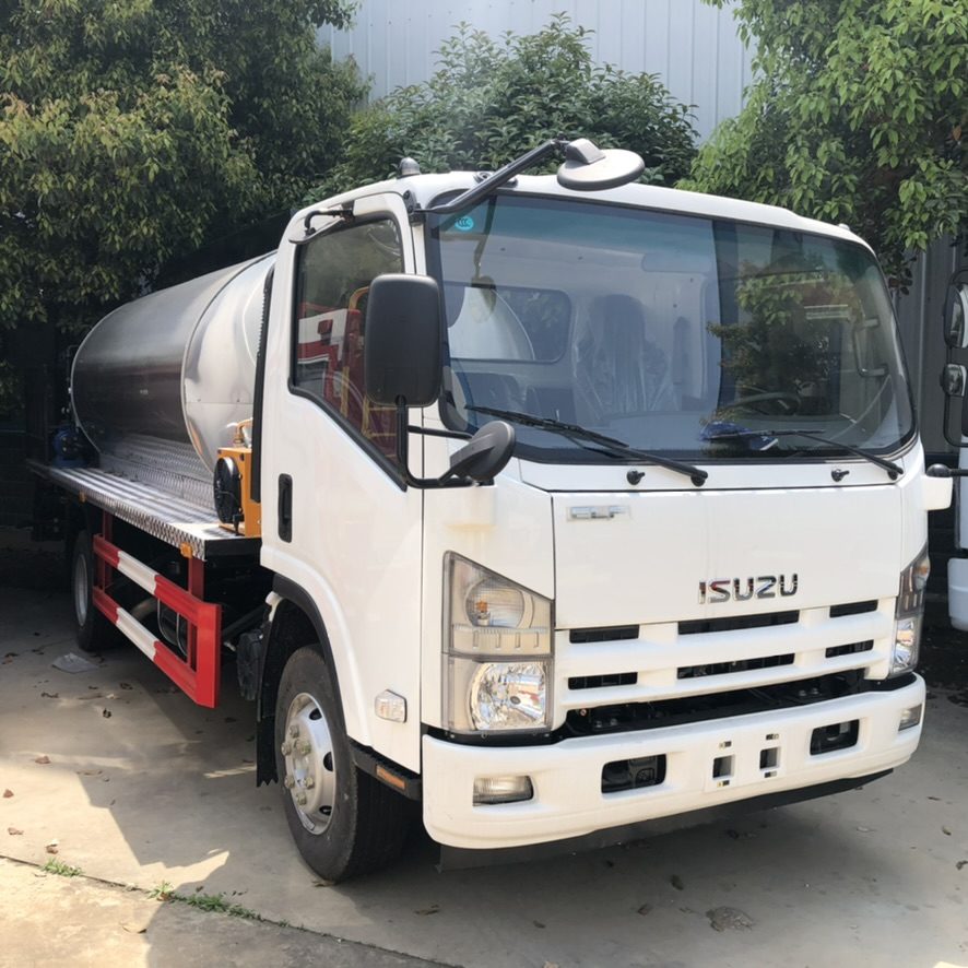 Asphalt Distributor & Chip Sealer Trucks