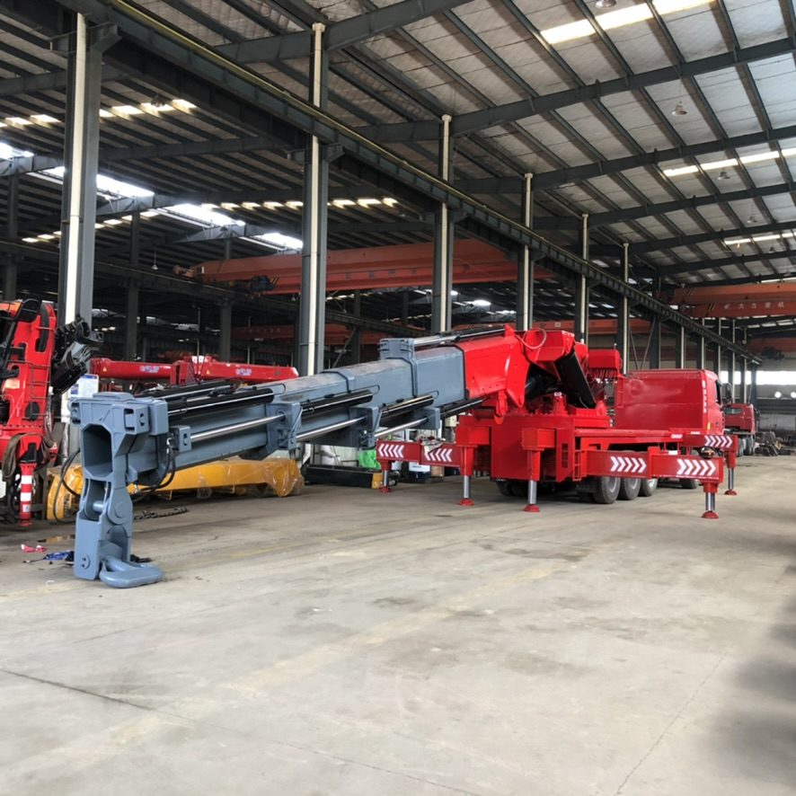 Truck-Mounted Cranes 5