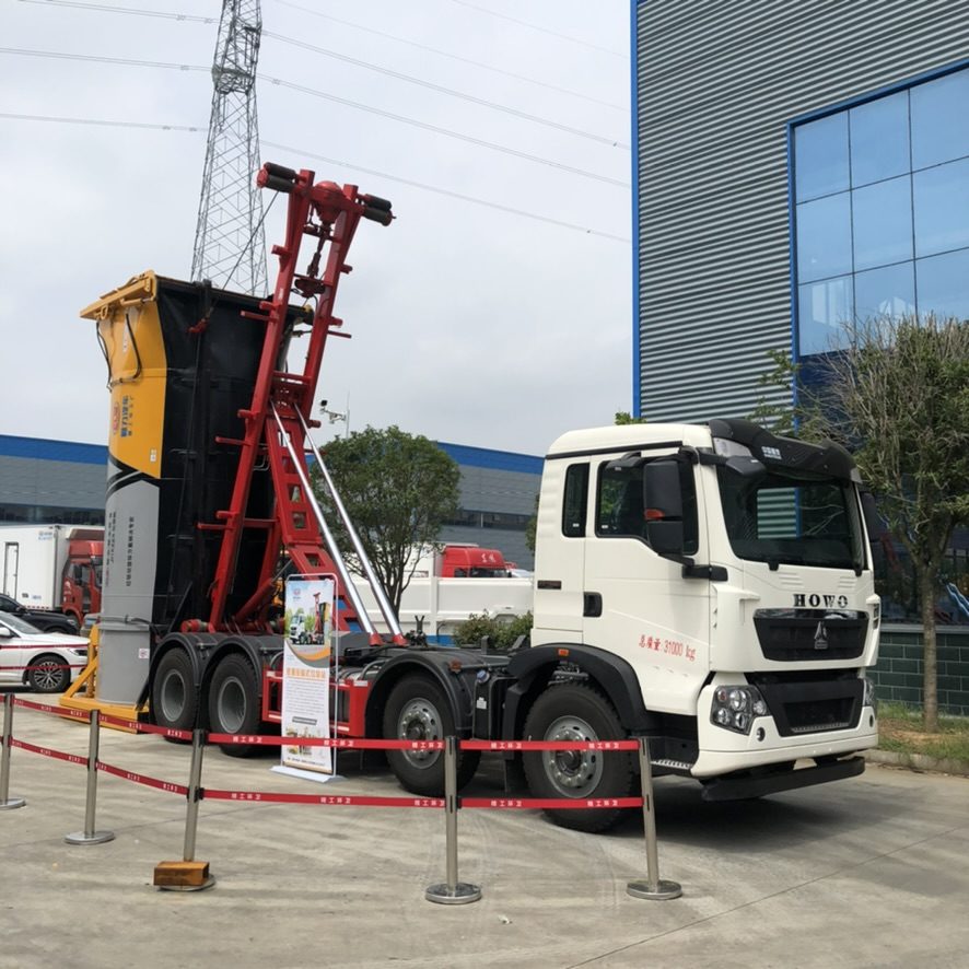 Garbage & Waste Collection Trucks 6