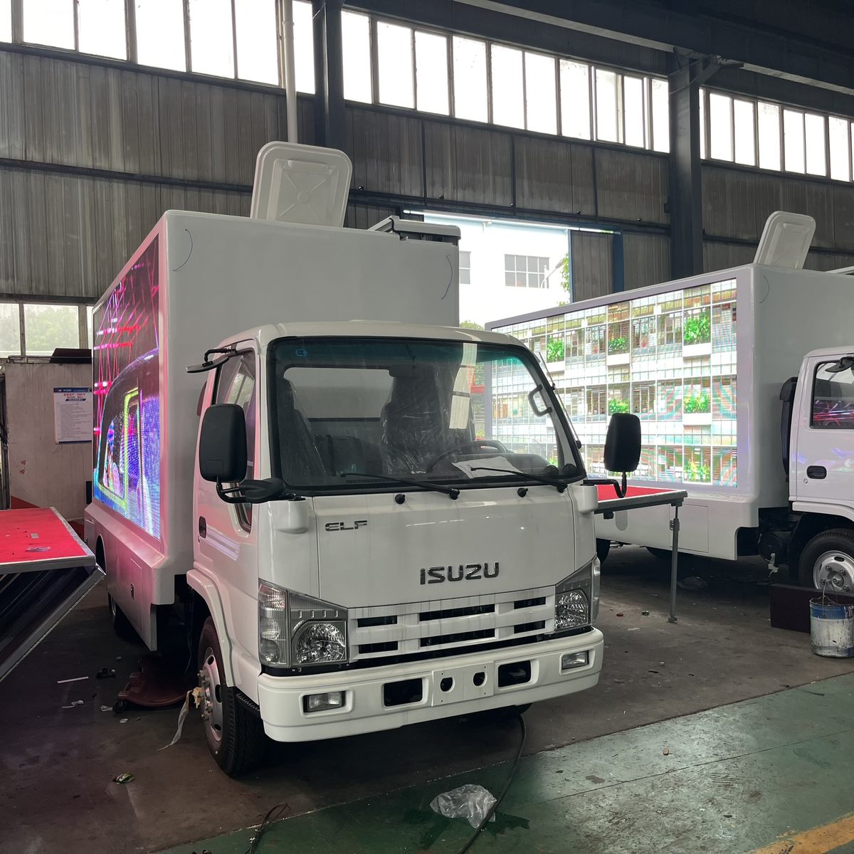 LED Advertising & Mobile Stage Trucks 3