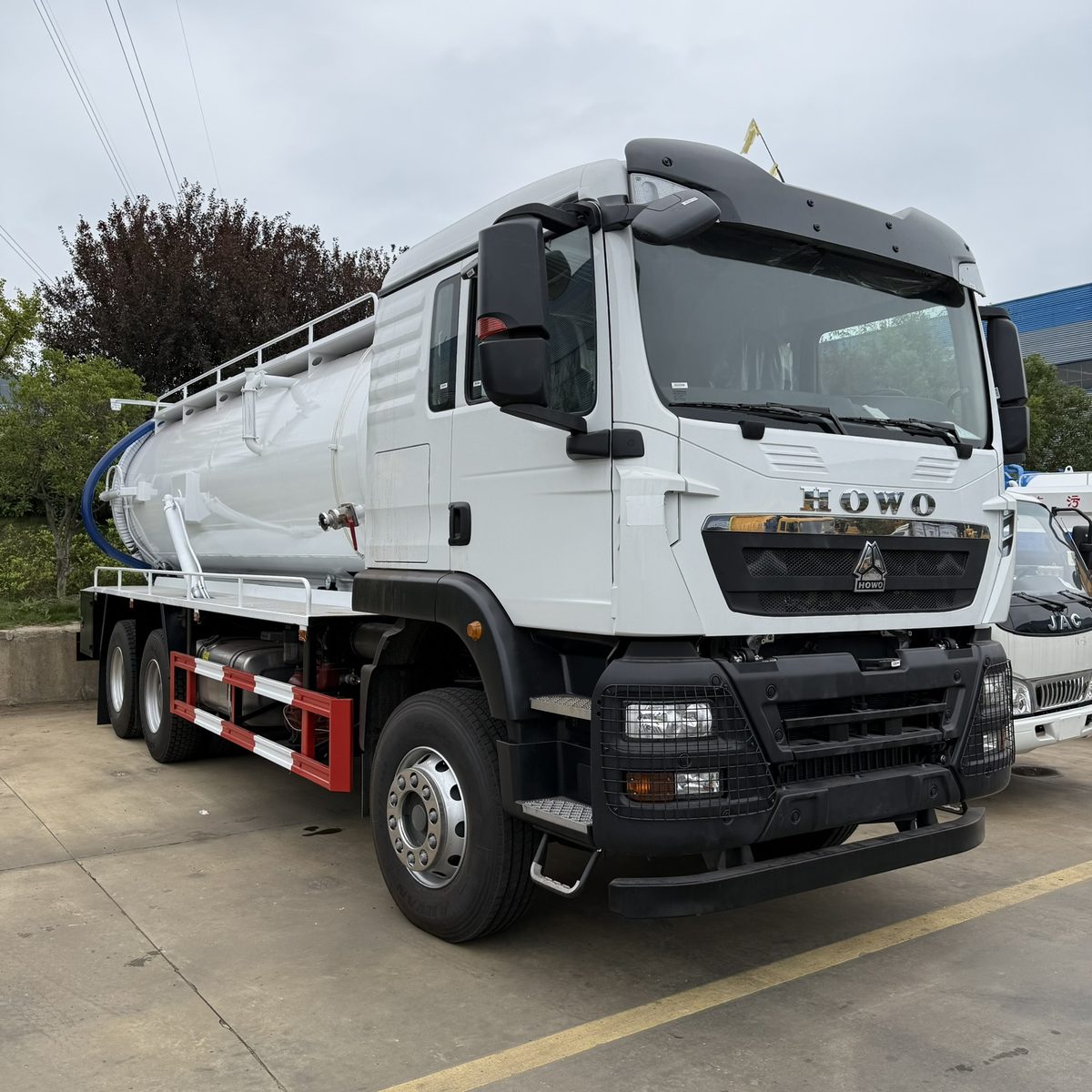 Vacuum Sewage & Septic Trucks 2