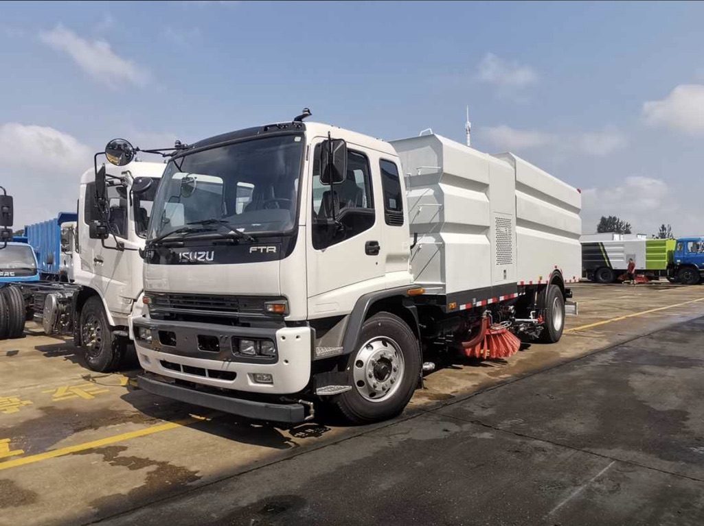 Road Sweeper & Washer Trucks 5