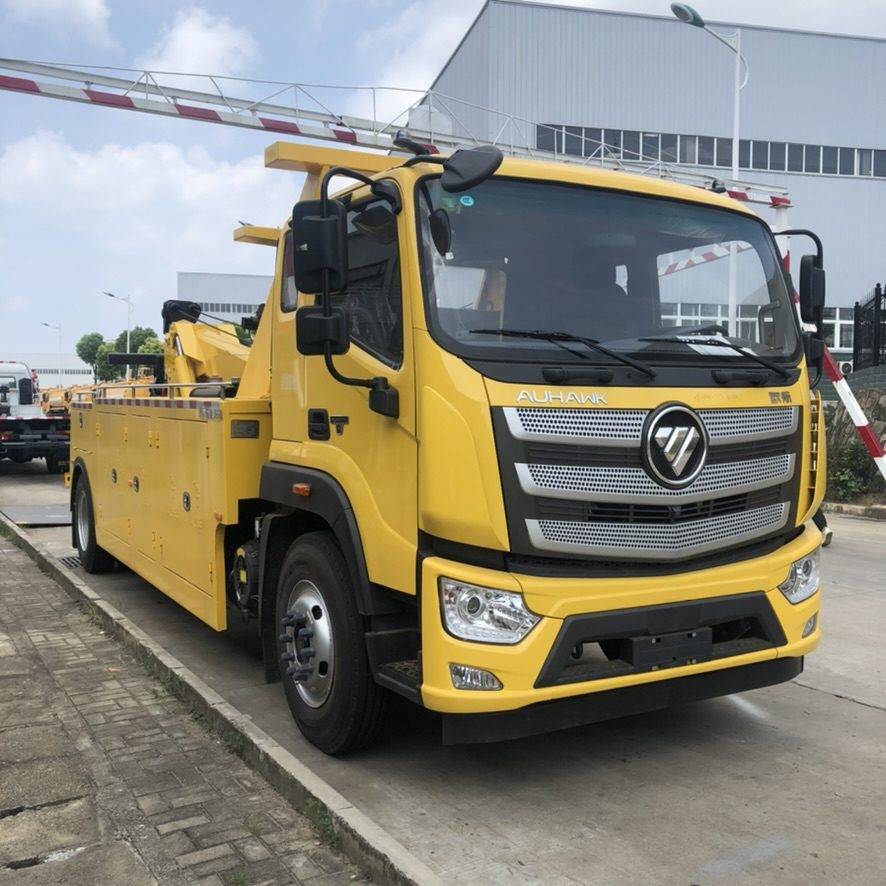 Wrecker & Wheel-Lift Tow Trucks 7