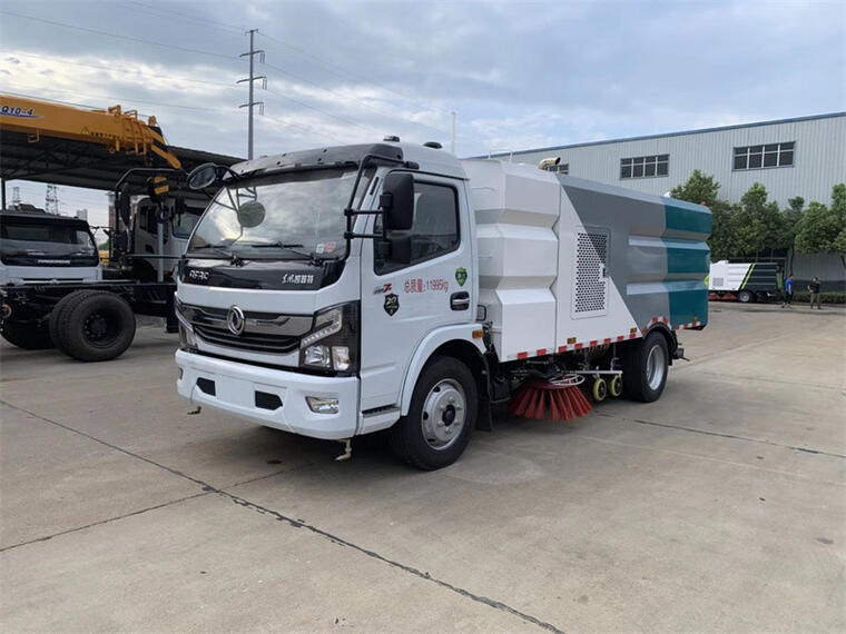 5000L Water + 5000L Dust Street Clean EU5