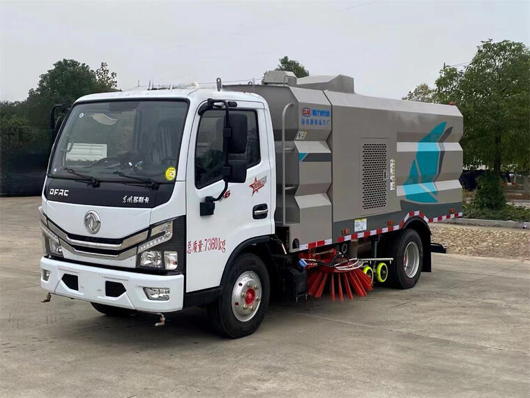 Versatile Diesel Street Sweeper High Pressure Wash