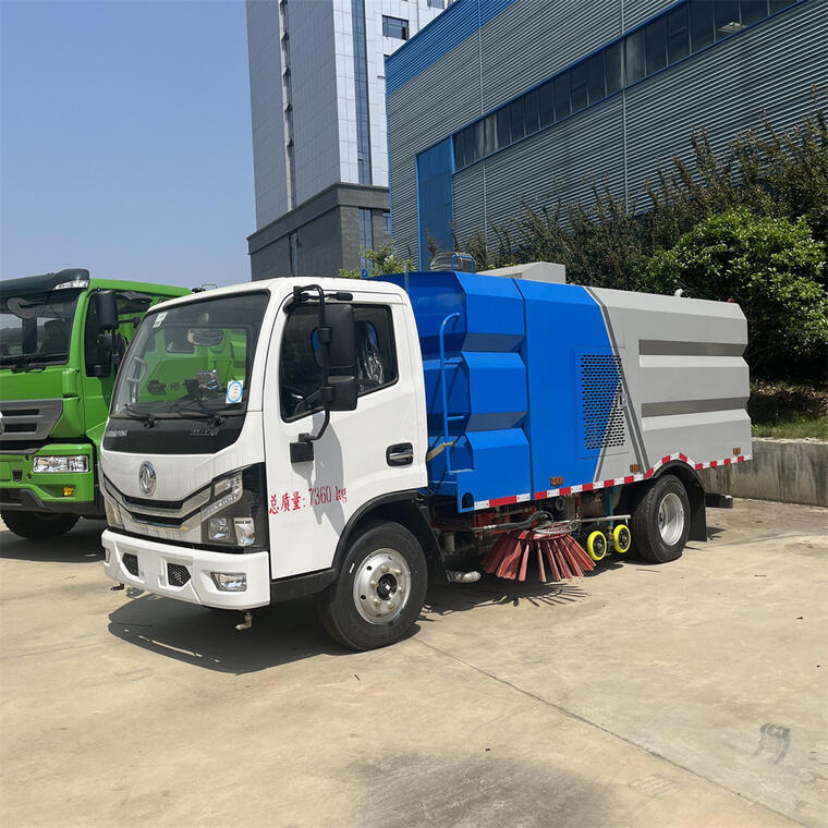 Powerful Truck-Mounted Sweeping Machine