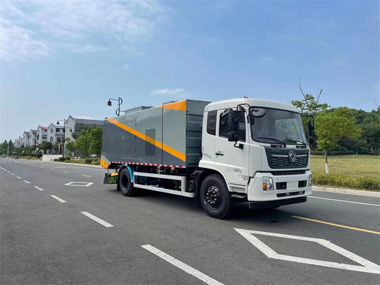 CCC Certified Wet & Dry Road Sweeper 10cbm