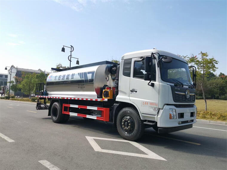 Asphalt Distributor & Bitumen Trucks
