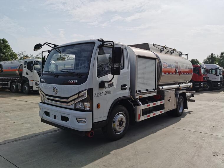 Dongfeng 8000L Airplane Refueling Airport