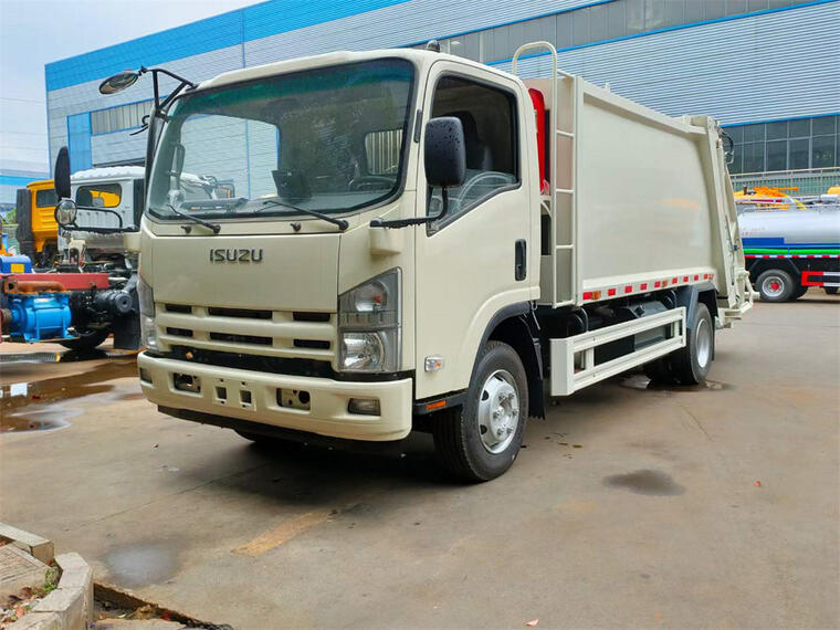 4x2 Isuzu NPR KV600 Garbage 6-8cbm
