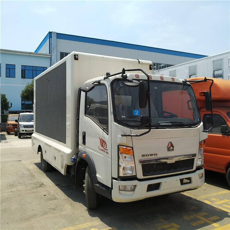 4x2 Howo Mobile LED Display Billboard