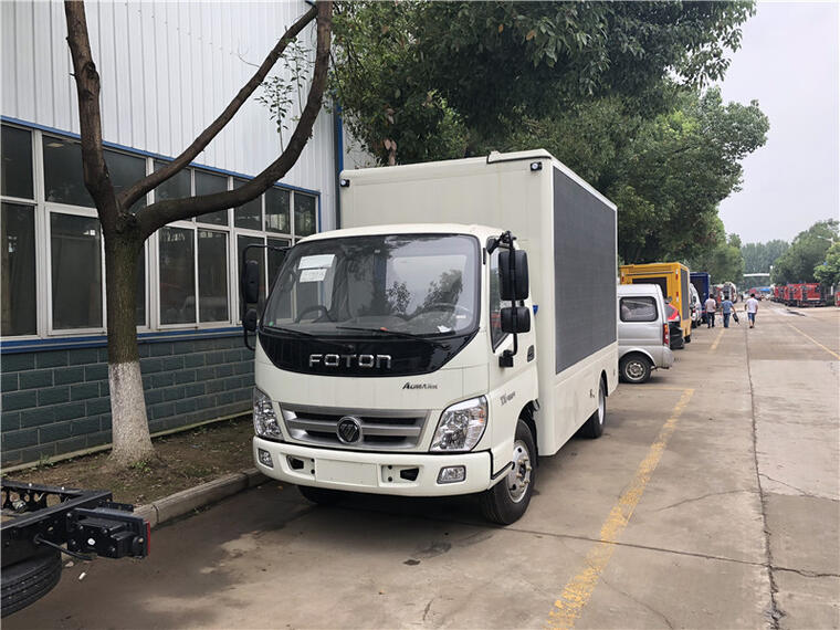 4x2 Foton Diesel RHD/LHD LED Screen Van