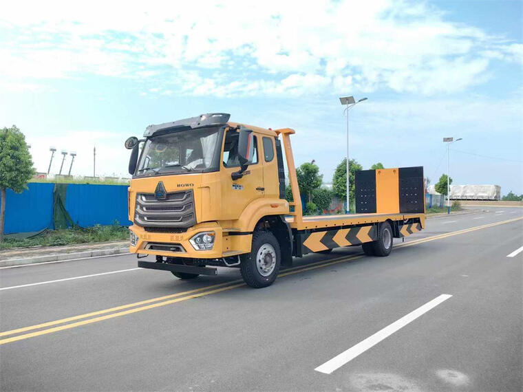 6-Wheel Sinotruck Howo Wrecker Bed Winch Excavator Loading