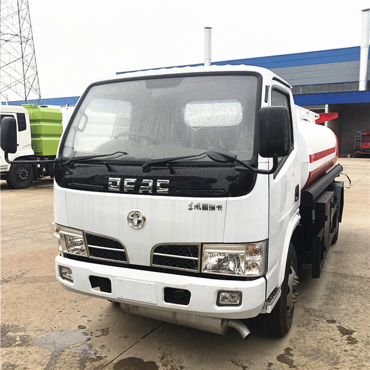 4x2 Dongfeng RHD/LHD Euro3 5cbm Fuel Tanker