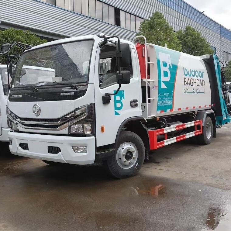 China Garbage Collection 6-8cbm Dongfeng Compact