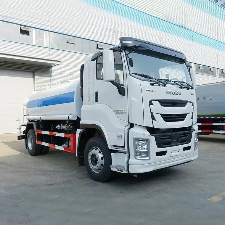 4x2 LHD Isuzu FTR Water Tank 10000-15000L Sprinkler