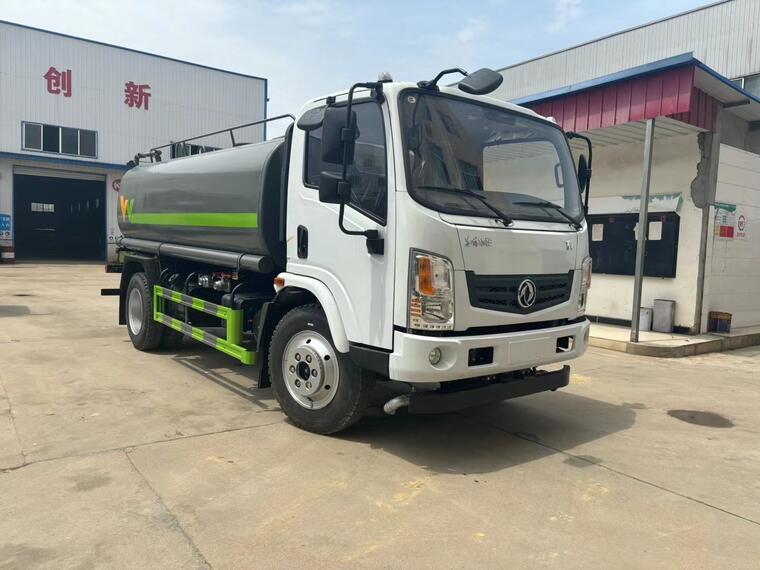 8-9cbm Dongfeng Water Spray Euro6