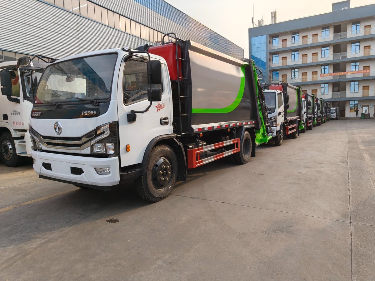 Dongfeng 4x2 12m3 Garbage Compactor Truck