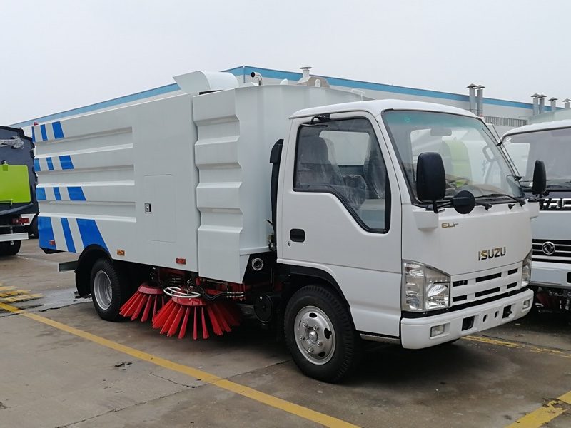 Isuzu 4x2 5cbm Road Sweeper Truck
